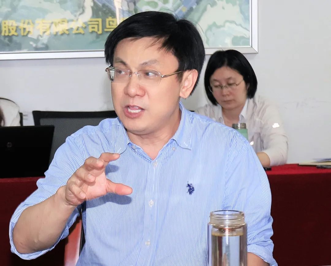 花花牛乳業(yè)集團(tuán)召開10月份營銷工作會(huì)議