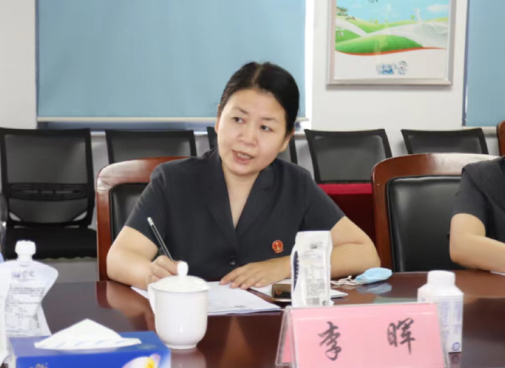 花花牛 | 鄭州市管城區(qū)法院知產(chǎn)審判服務企業(yè)座談會在花花牛乳業(yè)集團召開