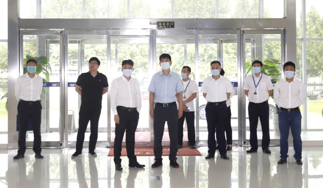 快訊丨河南省人民政府國有資產監(jiān)督管理委員會副主任劉銀志蒞臨花花牛乳業(yè)集團參觀座談 快訊丨河南省人民政府國有資產監(jiān)督管理委員會副主任劉銀志蒞臨花花牛乳業(yè)集團參觀座談