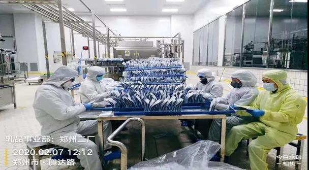 花花牛 | 疾風(fēng)來臨，你是不是勁草？