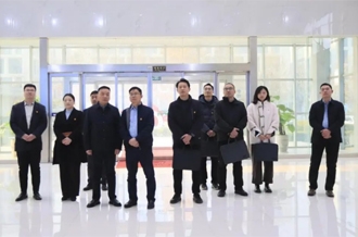 省紀委監(jiān)委駐中州集團紀檢監(jiān)察組與河南花花牛乳業(yè)集團聯(lián)合開展主題黨日活動